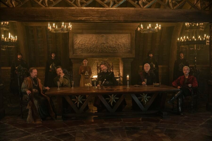 Um Cavaleiro dos Sete Reinos, temporada 1, episódio 4 – Paul Hunter, Steve Wall, Bertie Carvel, Sam Spruell e Finn Bennett (Foto de Stephen Hill/HBO) | televisão reveladora A Knight of the Seven Kingdoms, temporada 1, episódio 4 - Paul Hunter, Steve Wall, Bertie Carvel, Sam Spruell e Finn Bennett (Foto de Stephen Hill / HBO)