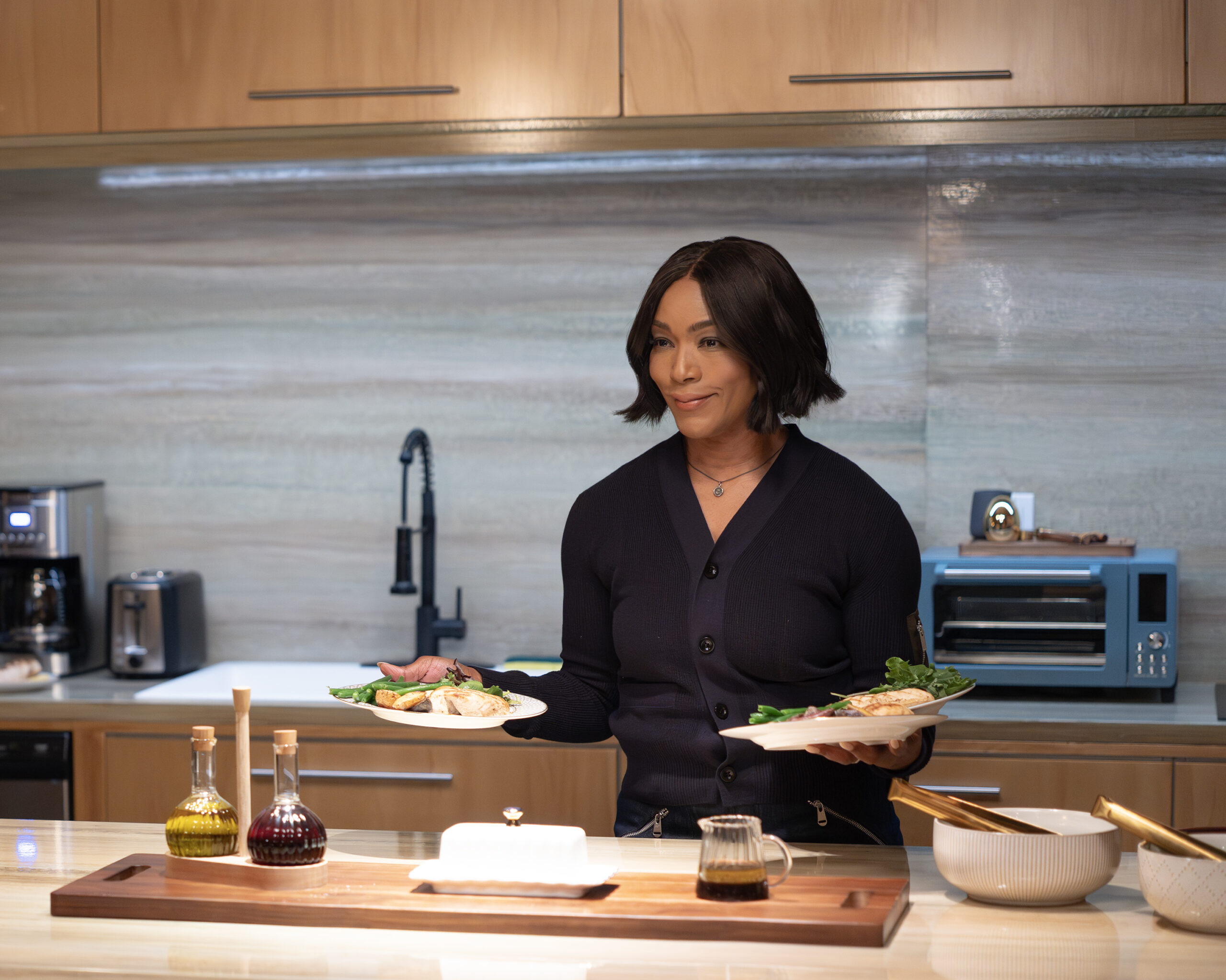 9-1-1 Season 9 Episode 12, "Dads and Cads" -- ANGELA BASSETT