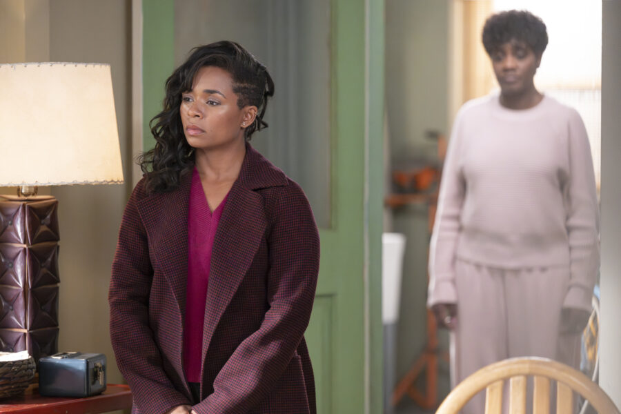 Grey's Anatomy Season 22 Episode 14 - ALEXIS FLOYD, TONIA JACKSON