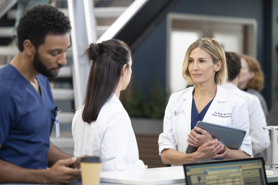 Grey's Anatomy Season 22 Episode 14 - ANTHONY HILL, JEN LANDON