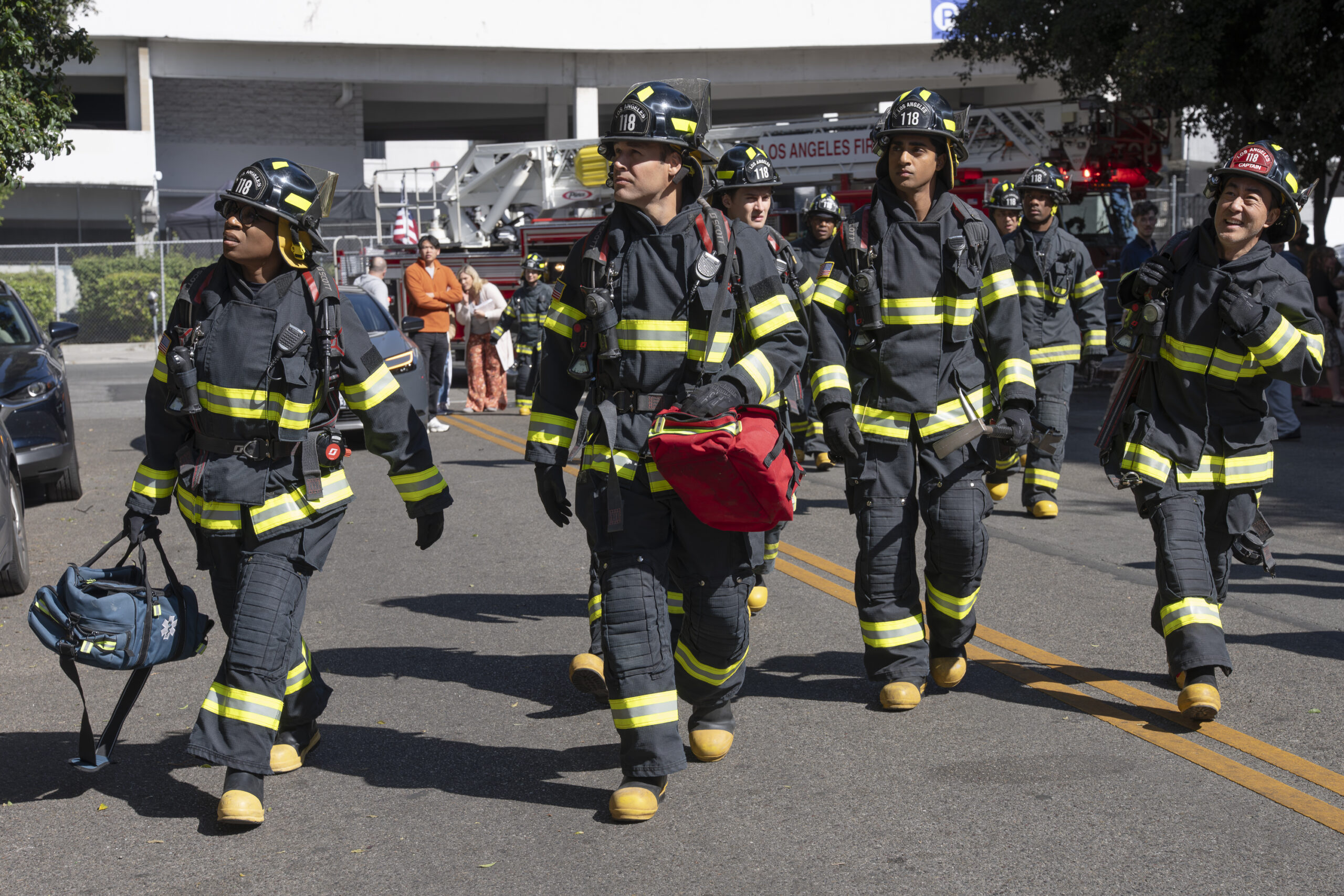 9-1-1 Season 9 Episode 16, “Where There’s Smoke” -- AISHA HINDS, RYAN GUZMAN, MICHAEL JOHNSTON, ANIRUDH PISHARODY, KENNETH CHOI