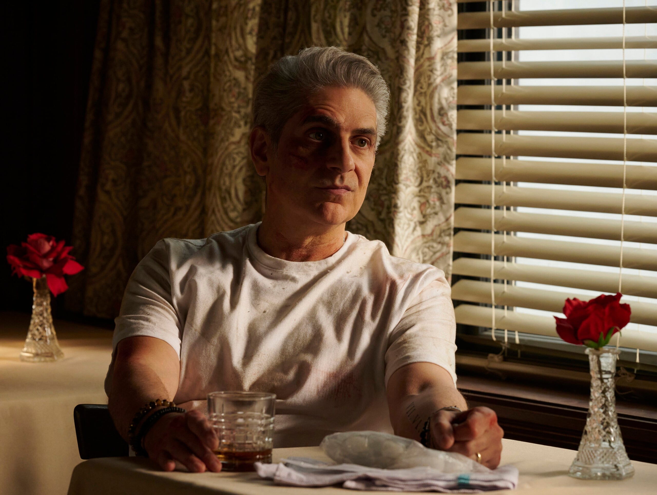 MEMORY OF A KILLER: Michael Imperioli in "Shoot the Piano Player" © 2026 Fox Media LLC. CR: Christos Kalohoridis / FOX.