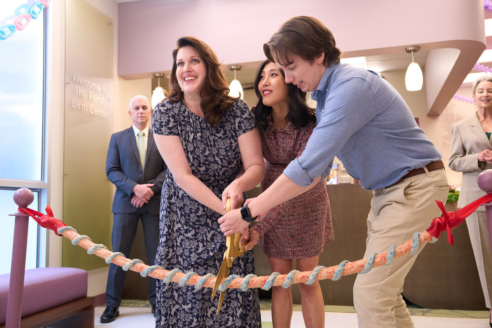 St. Denis Medical Season 2 Episode 17, Here a Righteous Woman Comes - (l-r) Allison Tolman as Alex, Kahyun Kim as Serena, and Mekki Leeper as Matt