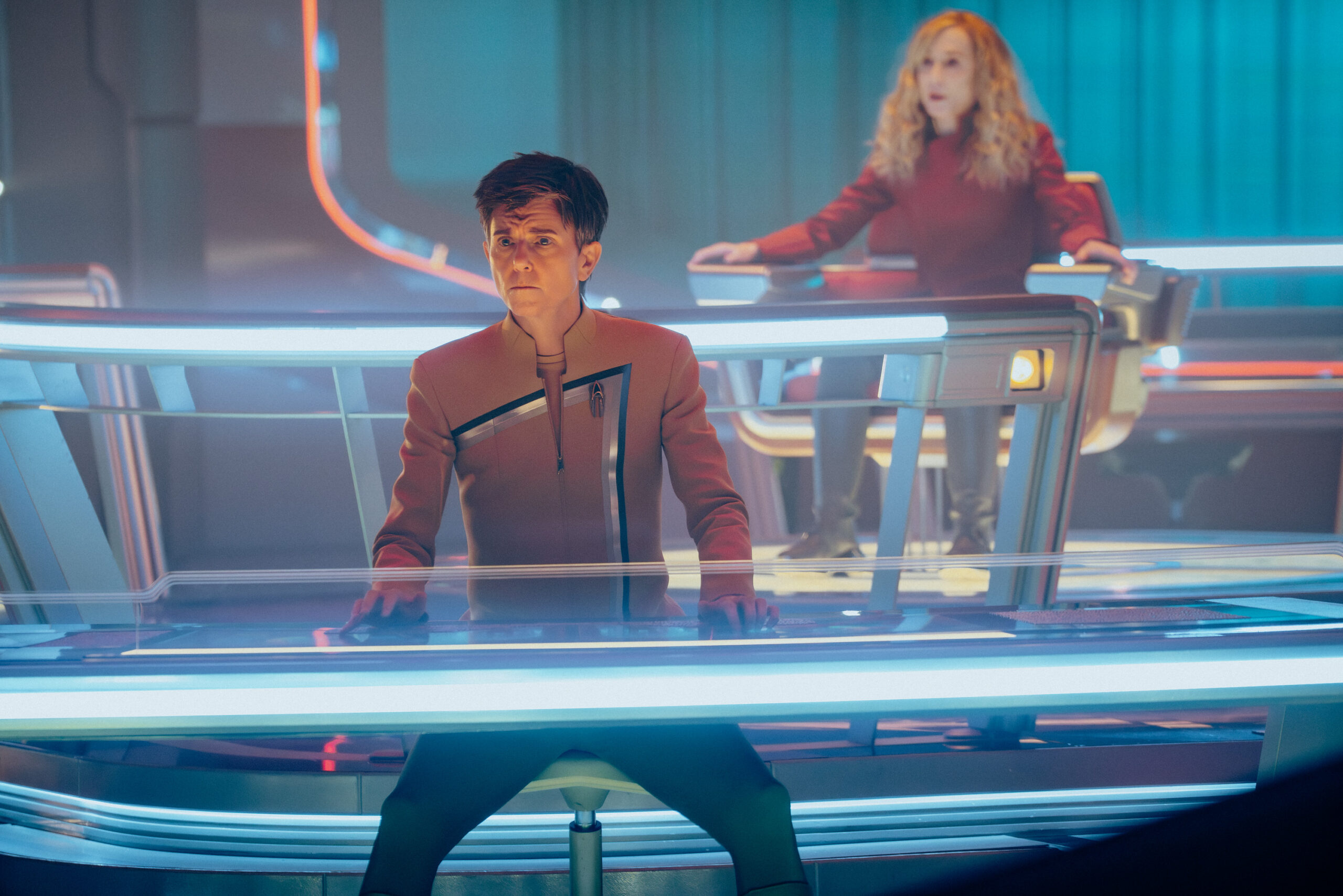 Star Trek: Starfleet Academy Season 1 Episode 9 - Tig Notaro and Holly Hunter | Tell-Tale TV Still from Star Trek: Starfleet Academy Season 1 Episode 9, 300th Night, of Tig Notaro as Reno and Holly Hunter as Captain Nahla Ake pictured from left to right.