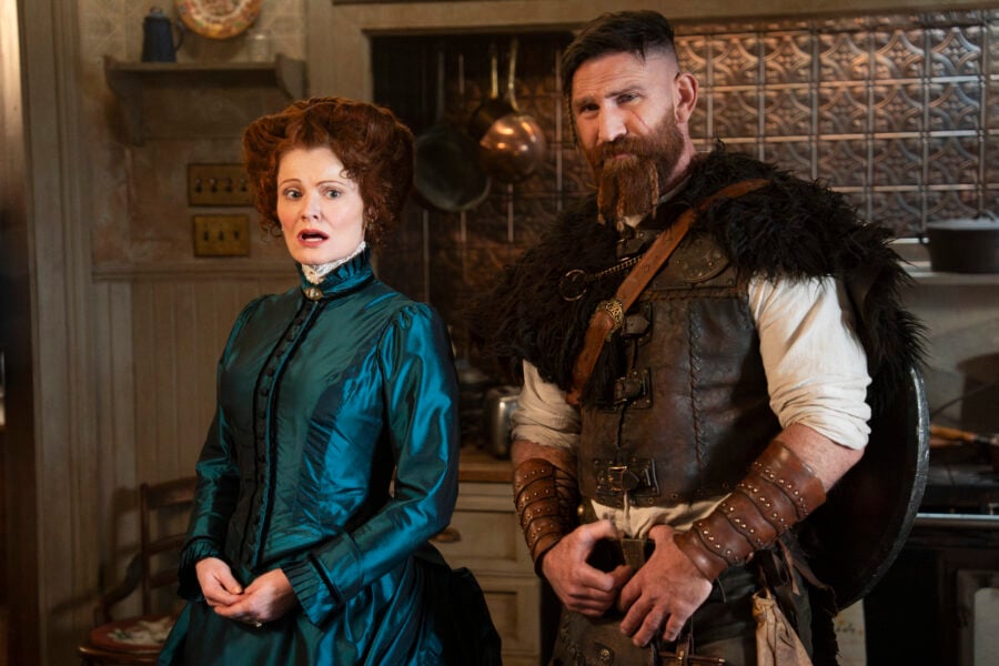 Michael Jackson Goes to HR