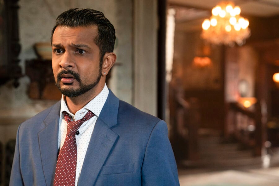 Michael Jackson Goes to HR