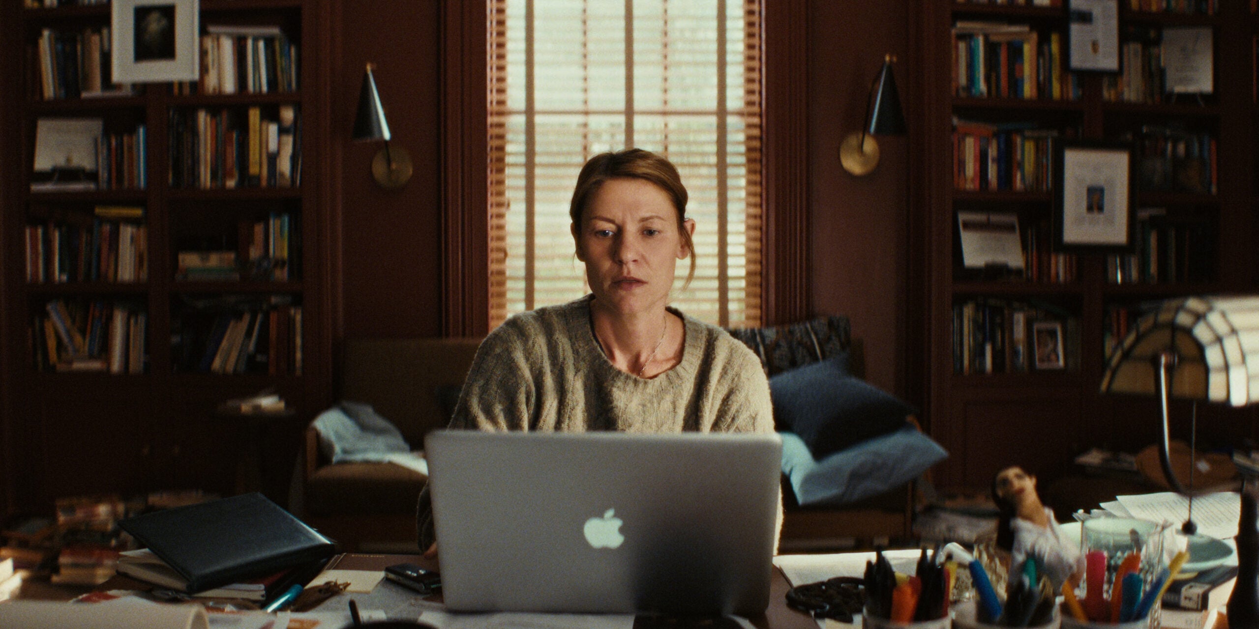 THE BEAST IN ME -- Claire Danes as Aggie Wiggs