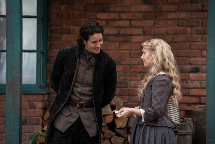 Outlander 807 - Evidence of Things Not Seen. Left to Right: Lauren Lyle (“Marsali Fraser”) and César Domboy (“Fergus Fraser”) Outlander Season 8 Episode 7 Review: Evidence of Things Not Seen 