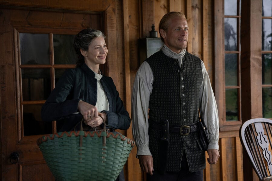 Outlander 808 — In the Forest, Left to Right: Sam Heughan (“Jamie Fraser”) and Caitríona Balfe (“Claire Fraser”)