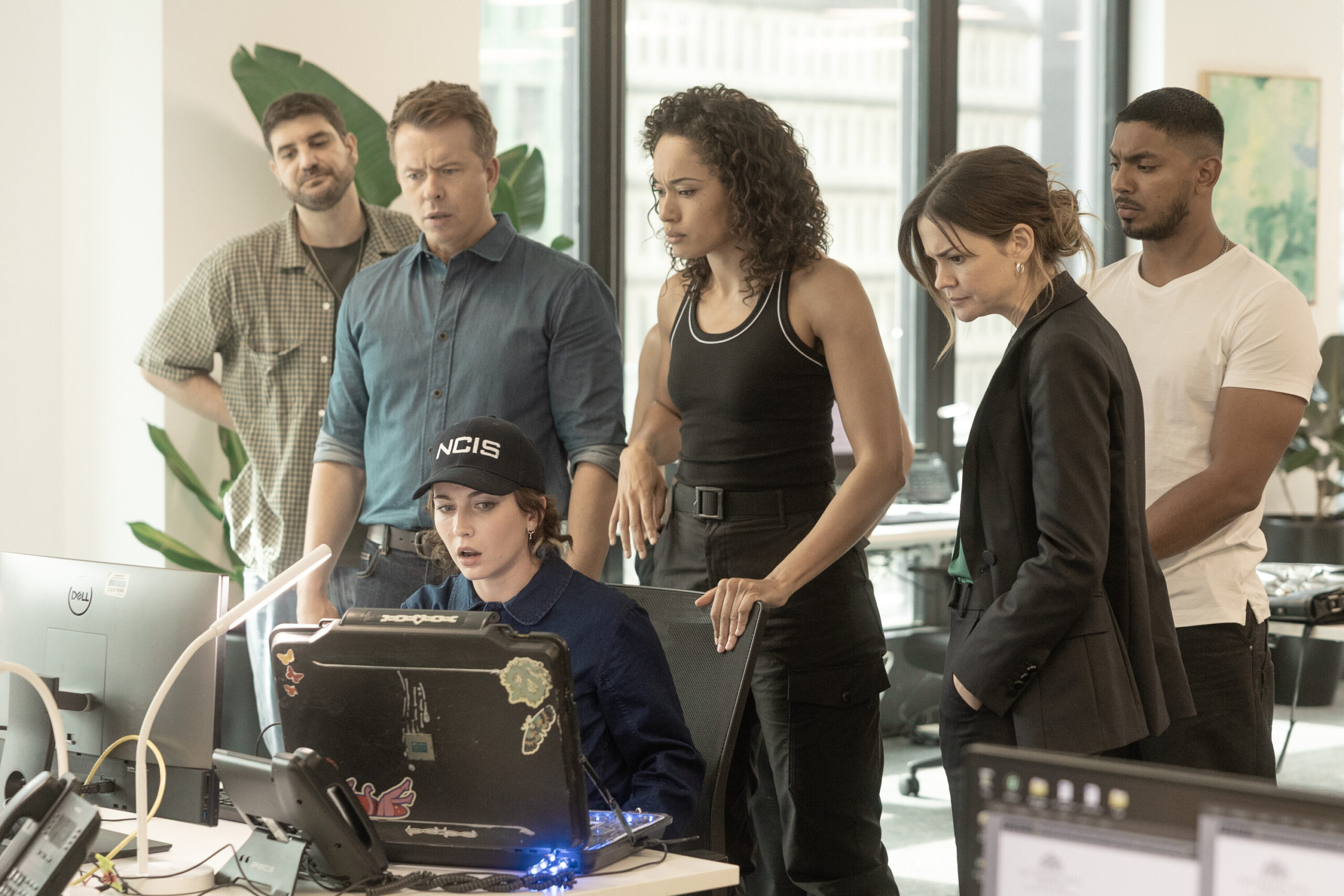NCIS_SYD_320_B10_DAS_1128_0362