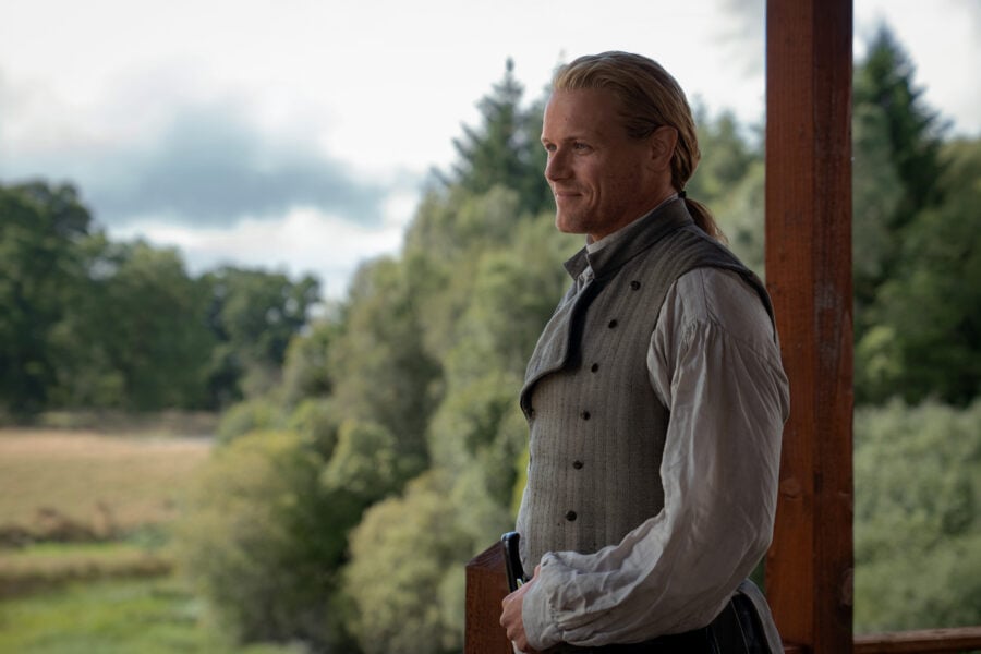 Outlander 810 — Sam Heughan (“Jamie Fraser”). Photo courtesy of STARZ. | Tell-Tale TV Outlander 810 — Sam Heughan (“Jamie Fraser”). Photo courtesy of STARZ. Outlander Season 8 Episode 10 Review: And the World Was All Around Us