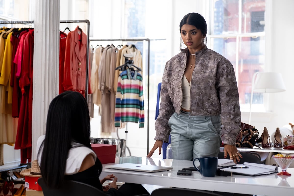 NOT SUITABLE FOR WORK Season 1 Episode 5 | Tell-Tale TV NOT SUITABLE FOR WORK Season 1 Episode 5 Not Suitable for Work Season 1 Episodes 4-5 Review: The Jawline of Your Dreams/Fisher Trashen