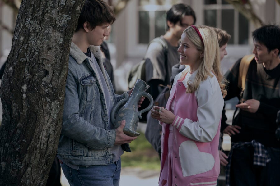 Elle Season 1 - (l-r) Jacob Moskovitz and Lexi Minetree Elle Season 1 Preview: Legally Blonde Prequel Trades the Courtroom for the Classroom