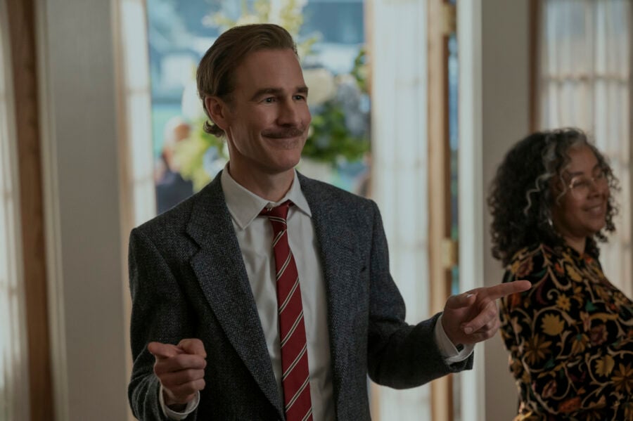 Elle Season 1 - James Van Der Beek Elle Season 1 Preview: Legally Blonde Prequel Trades the Courtroom for the Classroom