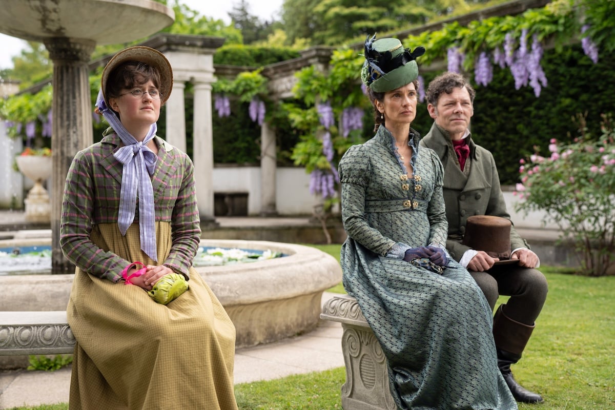 The Other Bennet Sister — Mary Bennet (ELLA BRUCCOLERI), Mrs Gardiner (INDIRA VARMA), Mr Gardiner (RICHARD COYLE) COPYRIGHT:(c) Bad Wolf, CREDIT LINE:BBC/Bad Wolf/James Pardon The Other Bennet Sister to Return for a Three-Part Christmas Special on BBC and BritBox