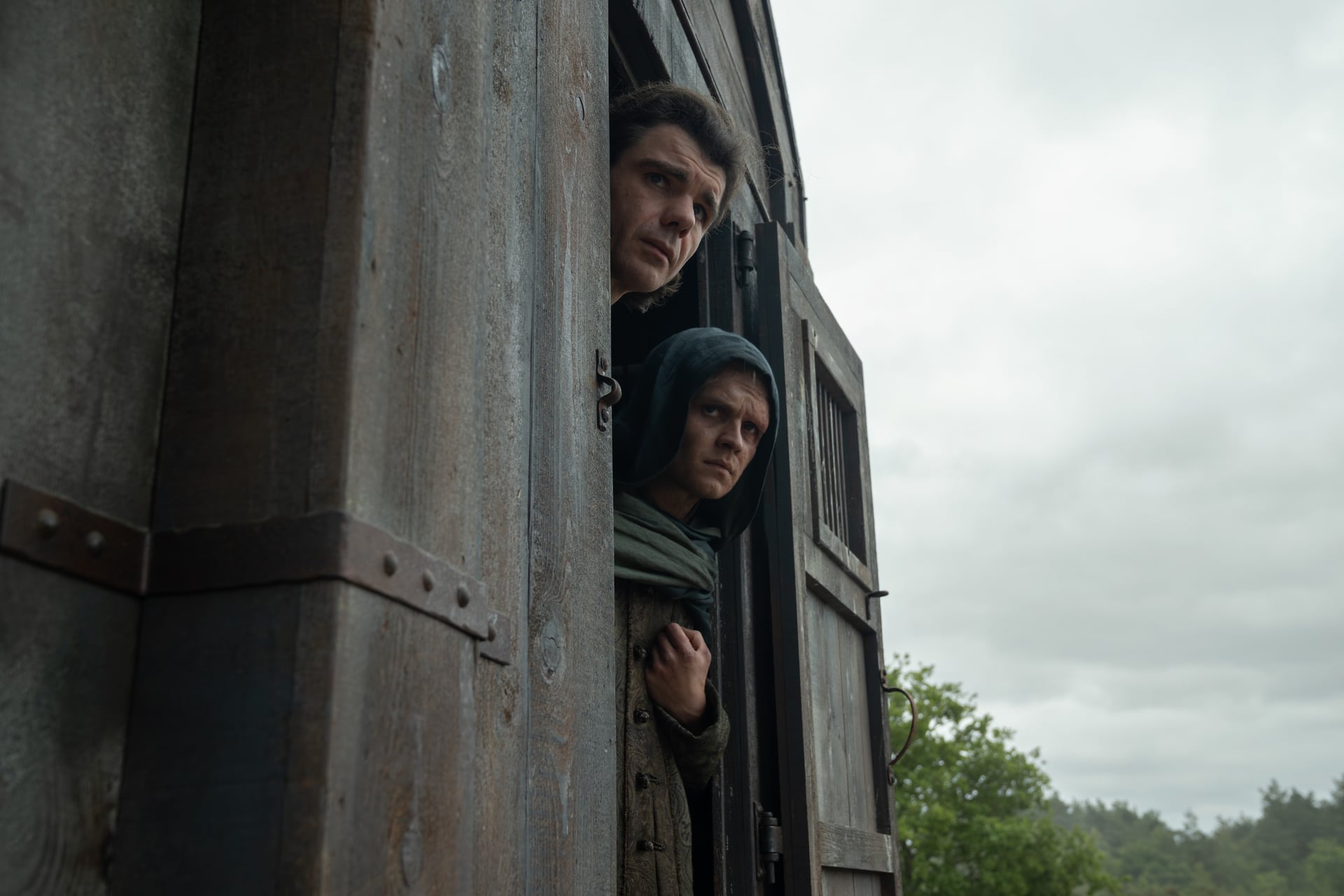House of the Dragon Season 3 Episode 2 - (l-r) Matthew Needham and Tom Glynn Carney What to Expect from House of the Dragon Season 3 Episode 2: The Aftermath of The Battle of the Gullet