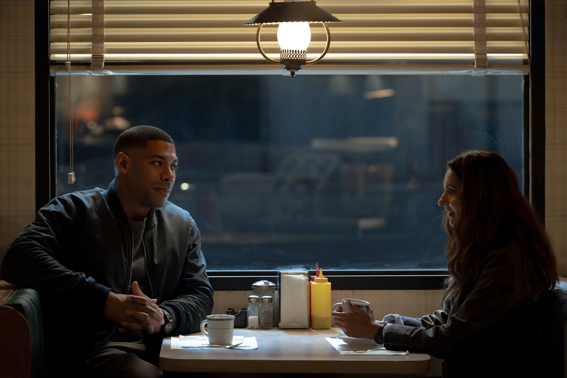 aaron-pierre-poorna-jagannathan | Tell-Tale TV Lanterns Season 1 Episode 2 - (l-r) Aaron Pierre and Poorna Jagannathan Lanterns Season 1 Episode 2 Review: Hal and John Have Trust Issues