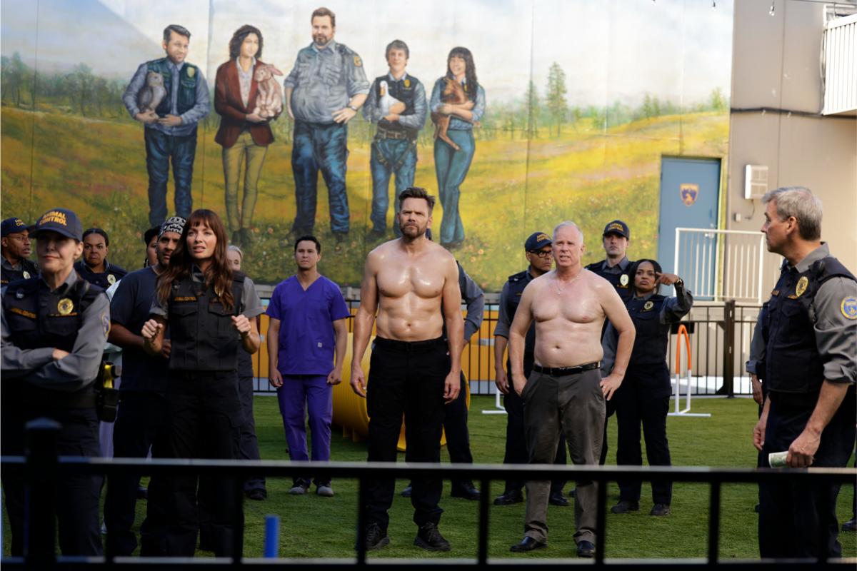 Animal Control Season 5 Episode 1, "Seahawks and Piglets" | Tell-Tale TV Animal Control Season 5 Episode 1, "Seahawks and Piglets" -- Joel McHale and Gerry Dee Animal Control Season 5 Episode 1 Preview: The Pack Is Back with a Memorable Villain