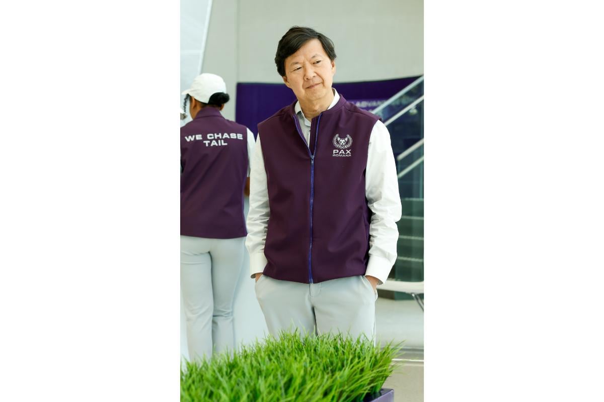 Animal Control Season 5 Episode 2, "Bugs and Rabid Dogs" -- Ken Jeong Animal Control Season 5 Episode 3 Preview: Frank Goes Undercover