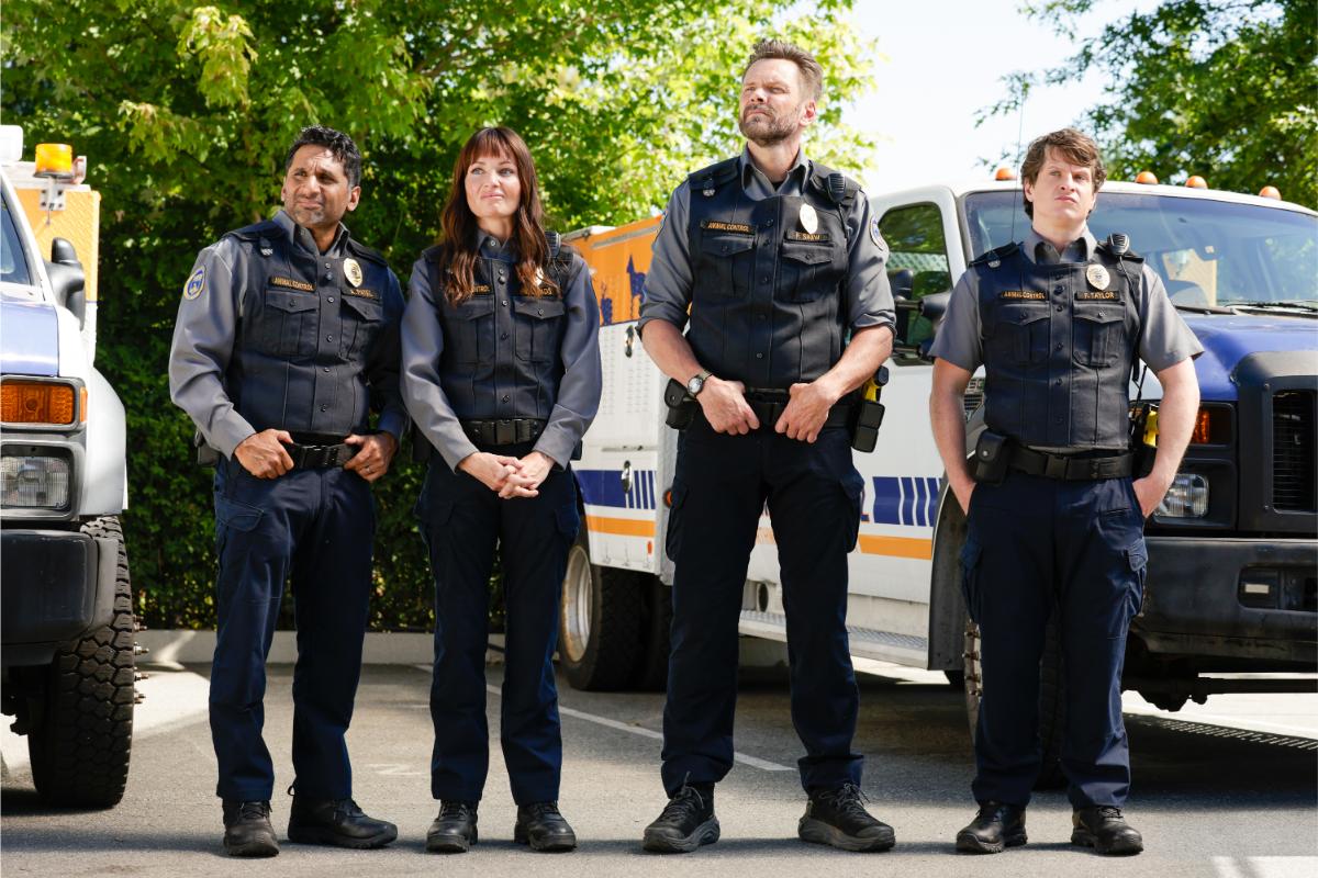 Animal Control Season 5 Episode 2, "Bugs and Rabid Dogs" -- Ravi V. Patel, Grace Palmer, Joel McHale and Michael Rowland Animal Control Season 5 Episode 3 Preview: Frank Goes Undercover