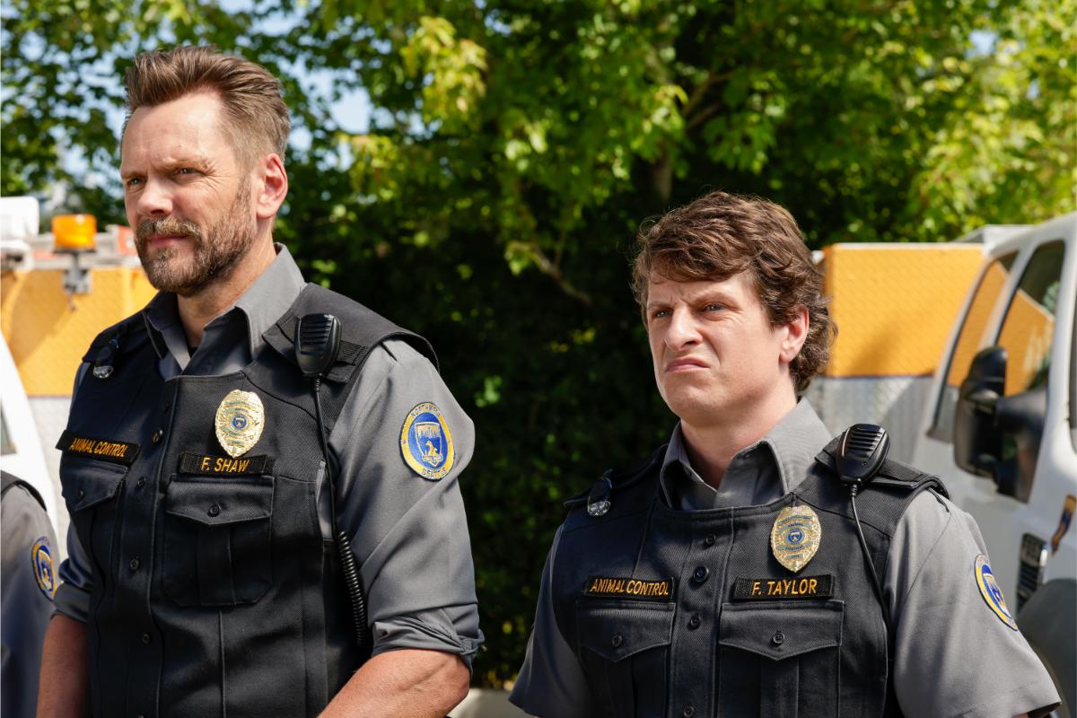 Animal Control Season 5 Episode 2, "Bugs and Rabid Dogs" -- Joel McHale and Michael Rowland Animal Control Season 5 Episode 3 Preview: Frank Goes Undercover