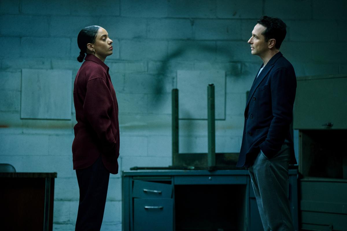 The Beast in Me Season 1 Episode 4 | Tell-Tale TV The Beast in Me Season 1 Episode 4 The Beast in Me Renewed for Season 2 at Netflix