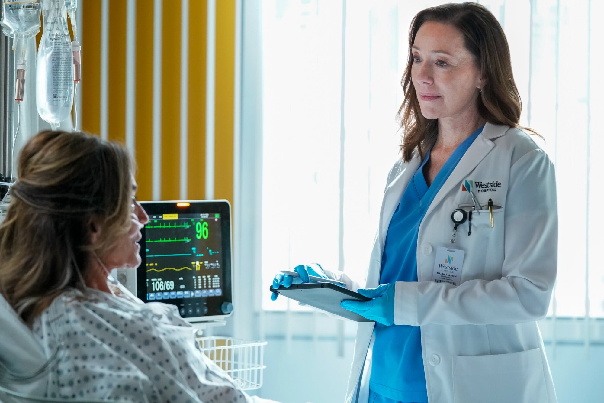 Doc Season 3 Episode 3 of a Guest star and Molly Parker pictured from left to right. Doc Season 3 Episode 3 Preview: Exes and Uh Ohs Doc Season 3 Episode 3 of a Guest star and Molly Parker pictured from left to right.