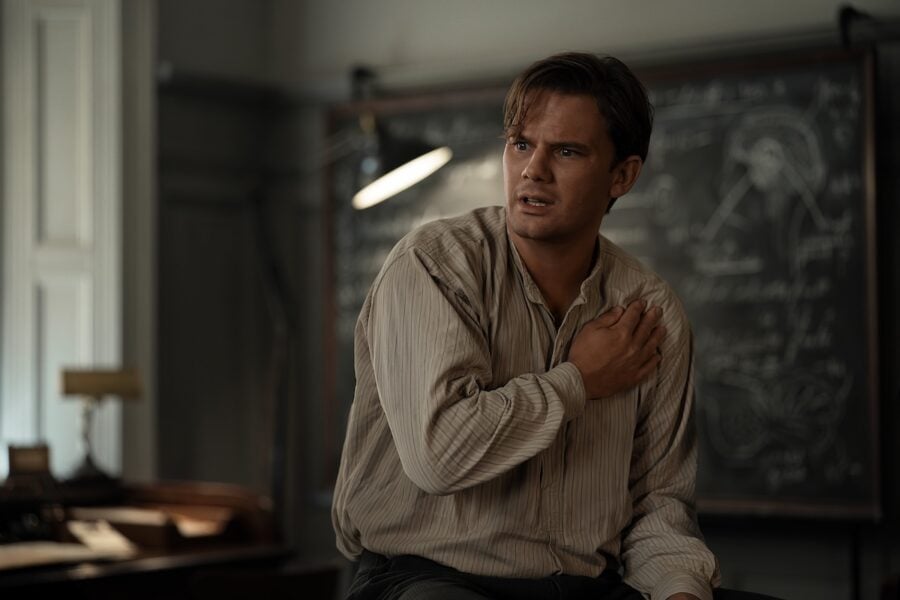 Outlander: Blood of My Blood Season 2 Episode 1 - Jeremy Irvine (Henry Beauchamp). Photo courtesy of STARZ. Outlander: Blood of my Blood Season 2 Episode 1 Review: Back Where We Began