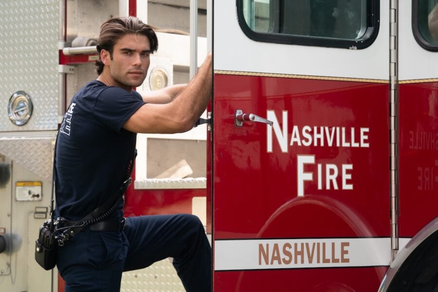 HUNTER MCVEY | Tell-Tale TV HUNTER MCVEY 9-1-1: Nashville Season 2 Episode 2 Review: All Eyes Are on Rogue