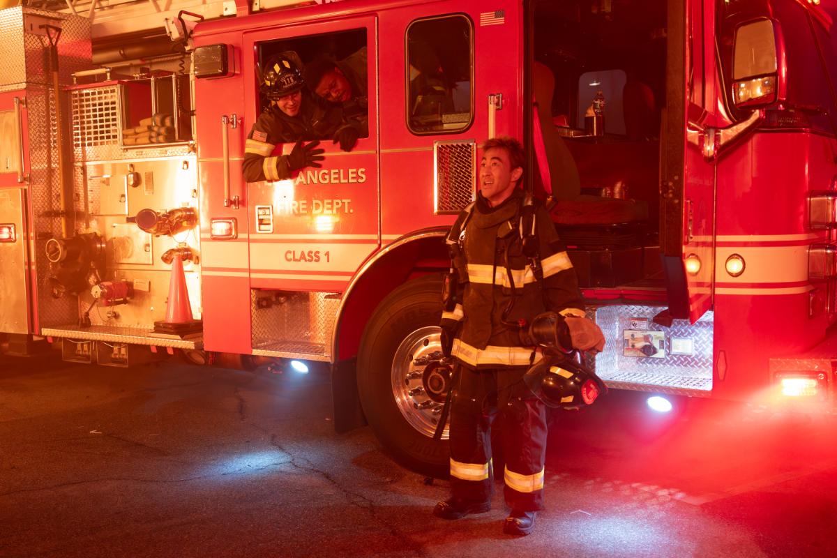 9-1-1 Season 10 Episode 3, "Streets of Fire" | Tell-Tale TV 9-1-1 Season 10 Episode 3, "Streets of Fire" 9-1-1 Season 10 Episode 3 Preview: Will Athena Make It Out of the Tunnels in Time?
