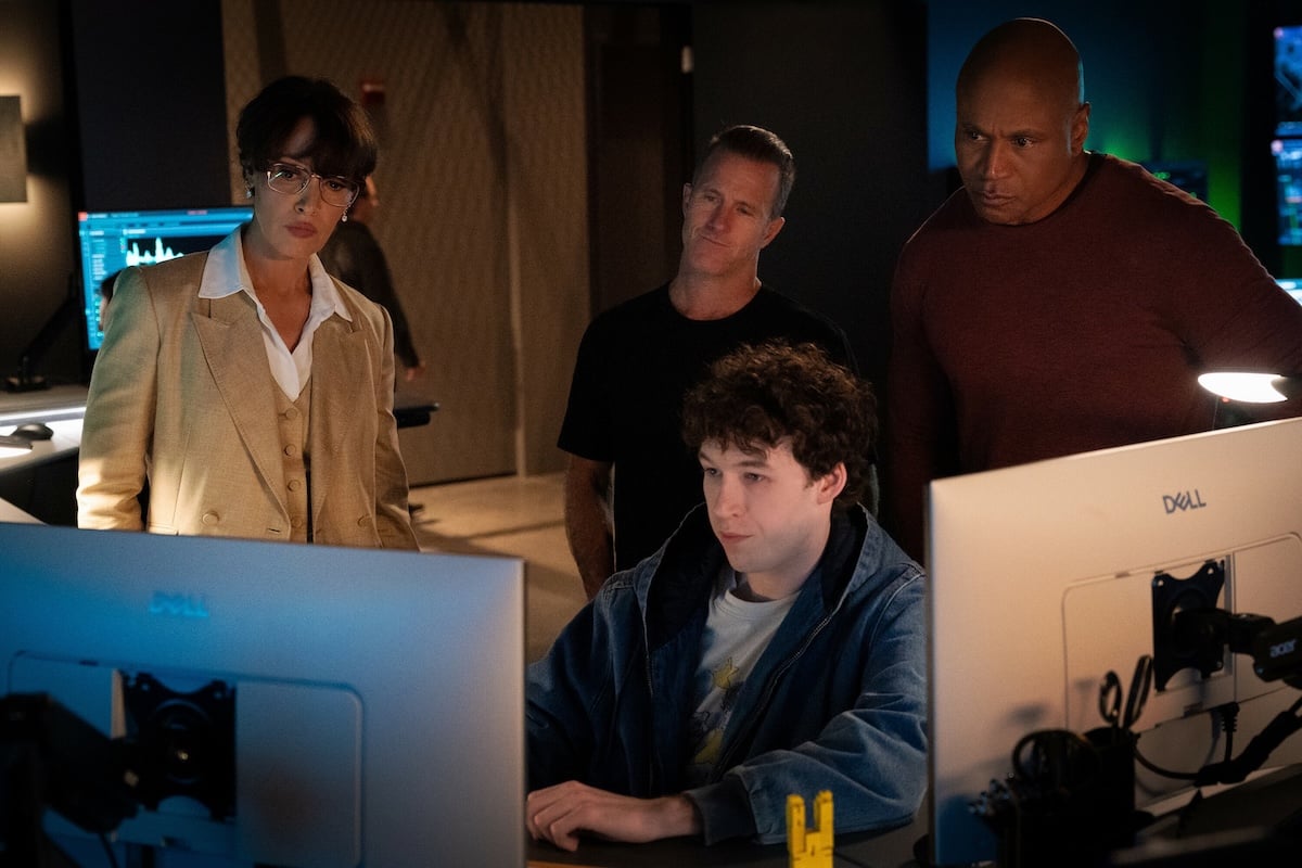 NCIS: New York Season 1 Episode 1 | Tell-Tale TV NCIS: New York Season 1 Episode 1 NCIS: New York Season 1 Episode 1 Review: Pilot