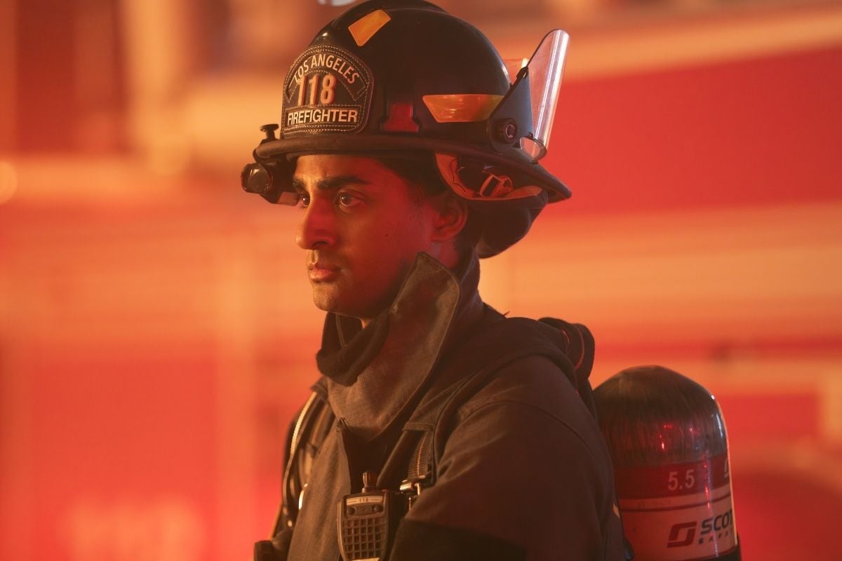 9-1-1 Season 10 Episode 3, "Streets of Fire" | Tell-Tale TV 9-1-1 Season 10 Episode 3, "Streets of Fire" 9-1-1 Season 10 Episode 3 Preview: Will Athena Make It Out of the Tunnels in Time?
